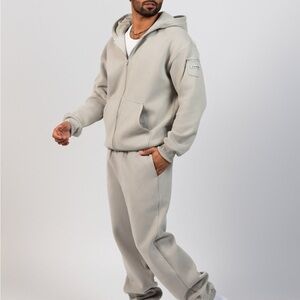 Comfrt Travel Essential Stone Gray Set-Unisex size Small Sweats and Zip Hoodie